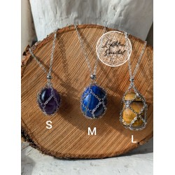 Collier filet pierre